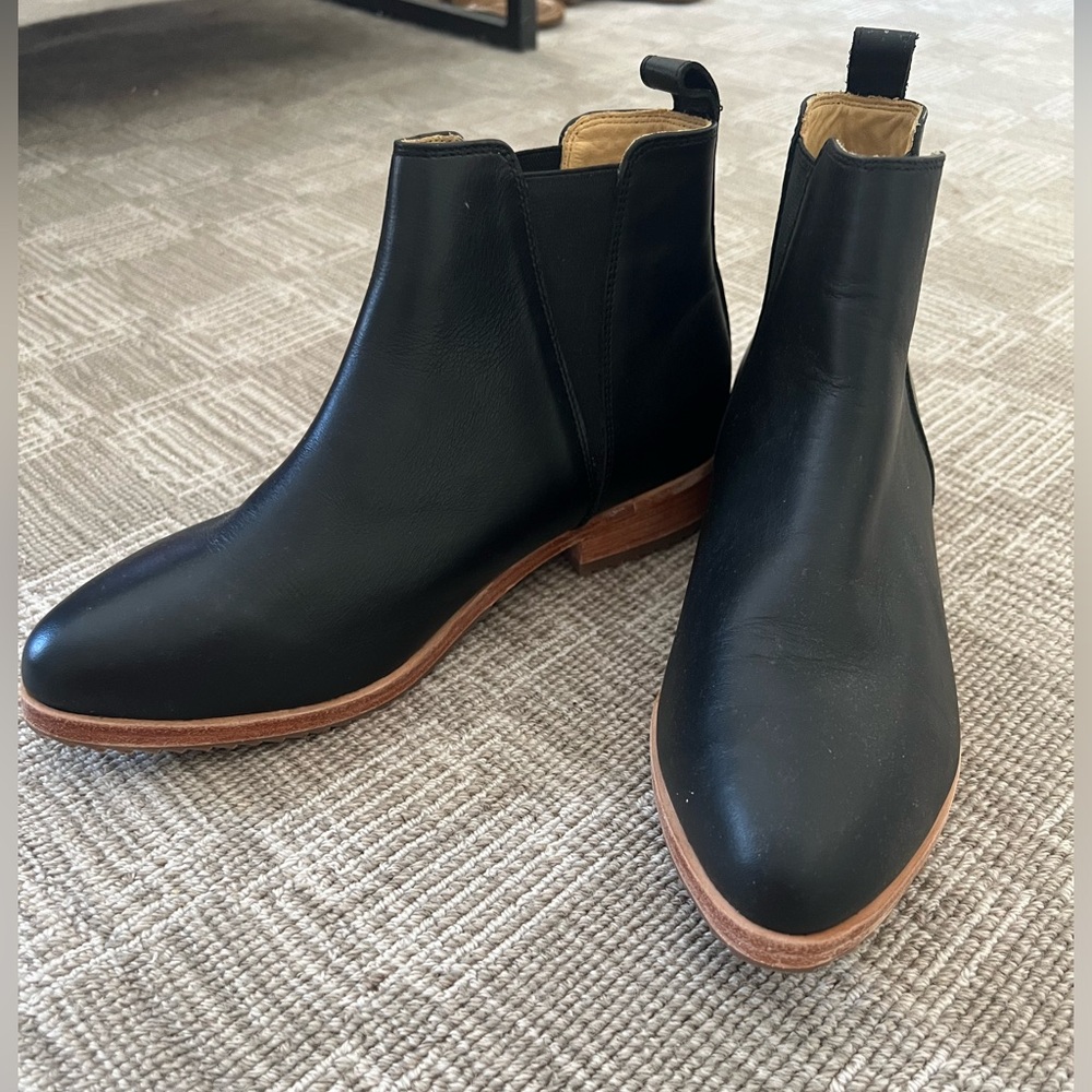Nisolo Eva Everyday Chelsea Boots